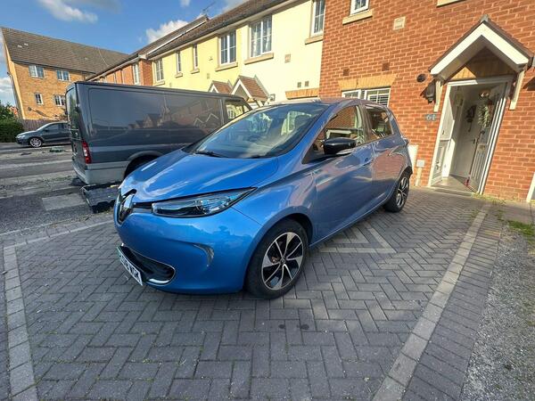 Renault Zoe R110 41kWh S Edition Auto 5dr (i, Nav)