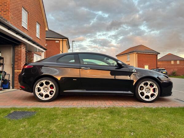 Alfa Romeo GT 2.0 JTS BlackLine 2dr