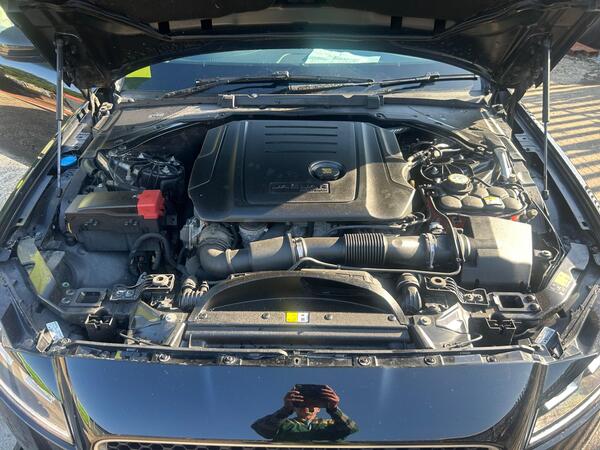 Jaguar XF 2.0d R-Sport Auto AWD Euro 6 (s/s) 4dr
