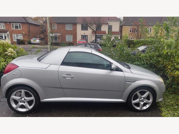 Vauxhall Tigra 1.4i 16v Exclusiv 2dr (a/c)