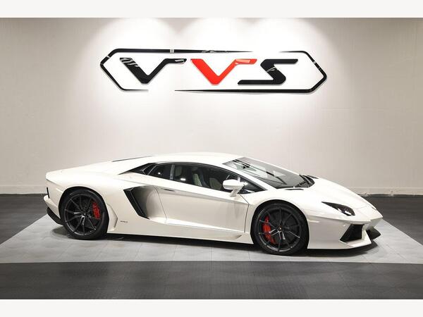 Lamborghini Aventador 6.5 V12 LP 700-4 Coupe 2dr Petrol ISR 4WD EU5 (700 bhp)
