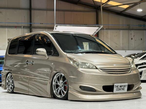Honda Stepwagon 2.0 GL PACKAGE | VIP SHOW CAR | AIR SUSPENSION| 8 SEATER PETROL AUTO 5dr ULEZ