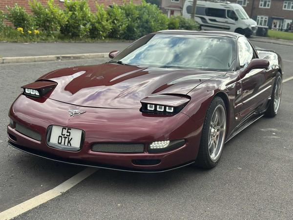 Chevrolet Corvette 5.7 Convertible 2dr Petrol Manual (314 g/km, 340 bhp)