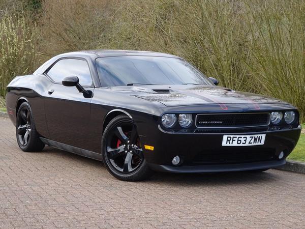 Dodge Challenger V8 R/T PLUS 2dr