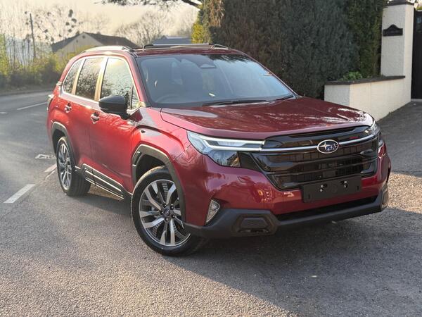 Subaru Forester 2.0 i e-Boxer Touring Lineartronic 4WD Euro 6 (s/s) 5dr