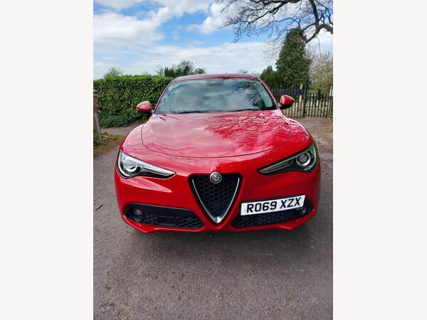 Alfa Romeo Stelvio 2.2 TD Speciale Auto Q4 AWD Euro 6 (s/s) 5dr