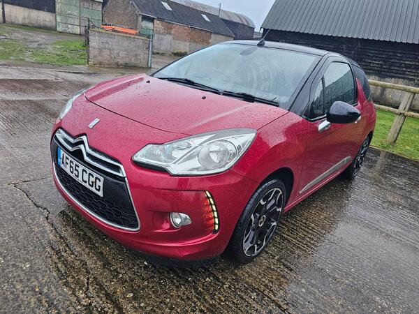 Citroen DS3 Cabrio 1.6 e-HDi DStyle Plus Euro 5 (s/s) 2dr