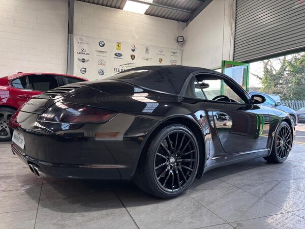 Porsche 911 3.8 997 Carrera 4S Cabriolet Tiptronic S AWD 2dr