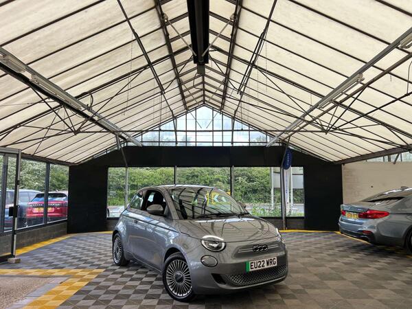 Fiat 500e 42kWh Icon Auto 3dr