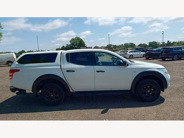 Fiat Fullback 2.4D Cross Pickup Double Cab 4dr Diesel Auto 4WD Euro 6 (180 ps)