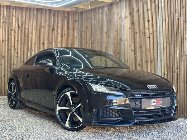 Audi TTS 2.0 TFSI Black Edition quattro Euro 6 (s/s) 3dr