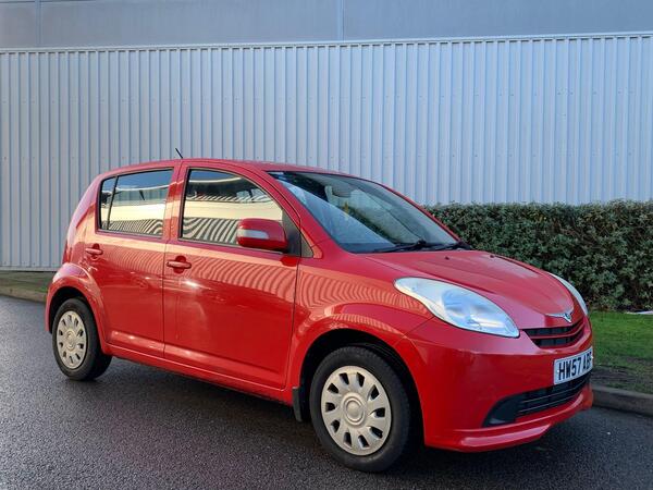 Perodua Myvi 1.3 EZi 5dr