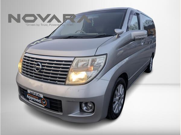 Nissan Elgrand MPV 5dr