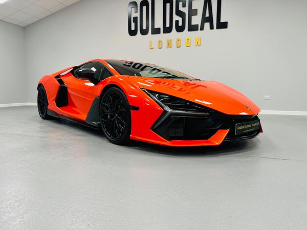 Lamborghini Revuelto 6.5 V12 HPEV 3.8kWh AMT 4WD Euro 6 2dr