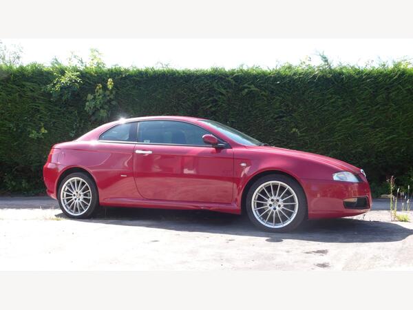 Alfa Romeo GT 1.9 JTDM 16V 2dr