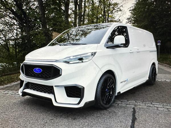 Ford Transit Custom NEW MOTION R CUSTOM ORDER YOURS TODAY!