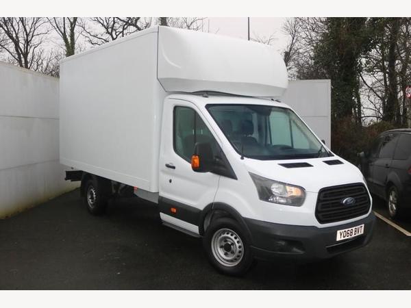 Ford Transit 350 L5 CRC (LUTON VAN)