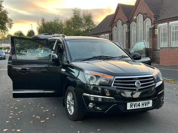 SsangYong Turismo 2.0 e-XDi ES T-Tronic Euro 5 5dr