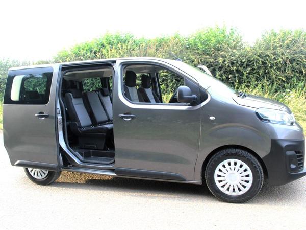 Citroen Dispatch 1.5 BLUEHDI COMBI XS S/S 5d 101 BHP