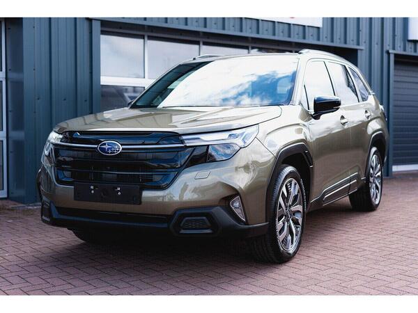Subaru Forester 2.0 i e-Boxer Touring Lineartronic 4WD Euro 6 (s/s) 5dr