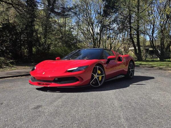 Ferrari 296 GTB 3.0T V6 7.45kWh F1 DCT Euro 6 (s/s) 2dr