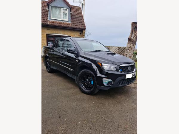 SsangYong Korando Sports 2.0D SX Pickup Double Cab 4dr Diesel Manual 4WD Euro 5 (155 ps)
