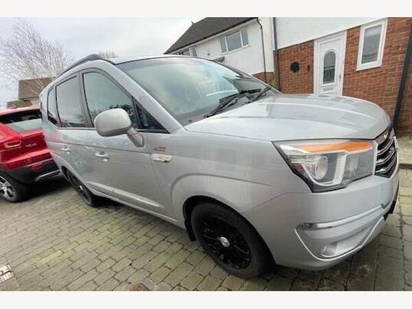 SsangYong Turismo 2.0 e-XDi EX T-Tronic 4WD Selectable Euro 5 5dr