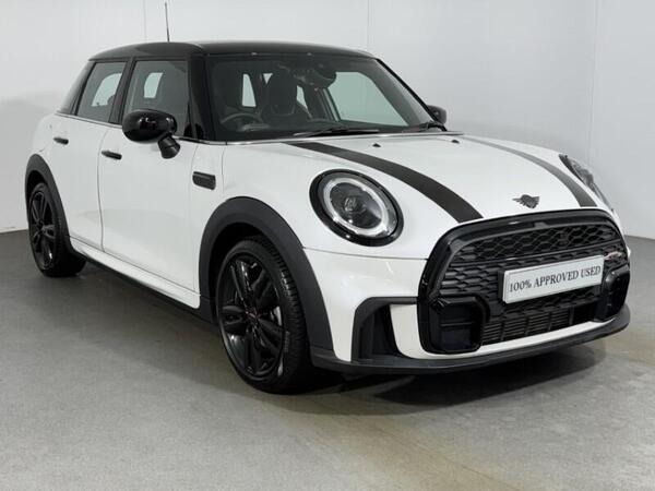 MINI Hatch 1.5 Cooper Sport Steptronic Euro 6 (s/s) 5dr