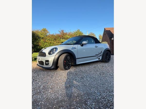 MINI Roadster 2.0 Cooper SD Euro 5 (s/s) 2dr