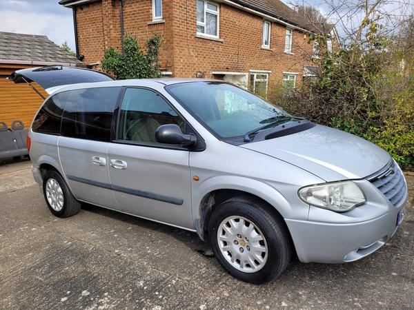 Chrysler Voyager 2.5 CRD SE 5dr