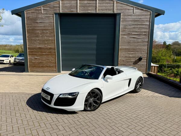 Audi R8 5.2 FSI V10 Spyder R Tronic quattro Euro 4 2dr