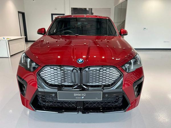 BMW iX2 20 66.5kWh M Sport Auto eDrive 5dr (22kW Charger)