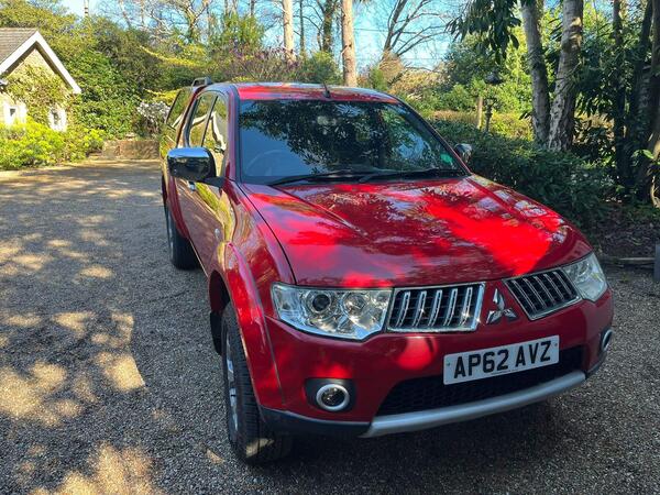 Mitsubishi L200 2.5 DI-D Warrior Pickup Double Cab 4dr Diesel Auto 4WD Euro 5 (LB) (175 ps)