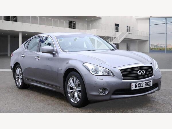 Infiniti M 3.5 35h V6 GT Premium Auto Euro 5 (s/s) 4dr