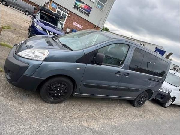 Peugeot Expert Tepee 1.6 HDi Tepee Comfort Combi Van 4dr Diesel Manual L2 (194 g/km, 90 bhp)