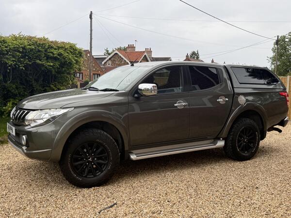 Mitsubishi L200 2.4 DI-D DC Barbarian Auto 4WD Euro 6 4dr