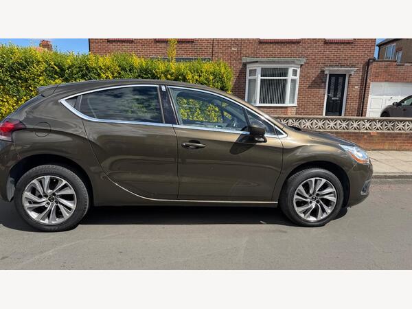DS AUTOMOBILES DS 4 1.2 PureTech DSign Euro 6 (s/s) 5dr