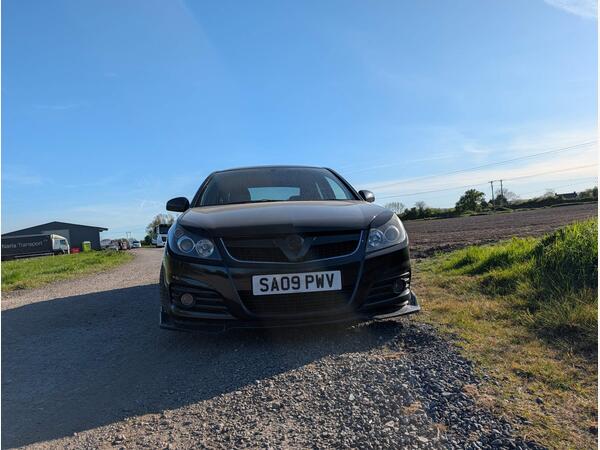 Vauxhall Vectra 1.9 CDTi 16v SRi 5dr