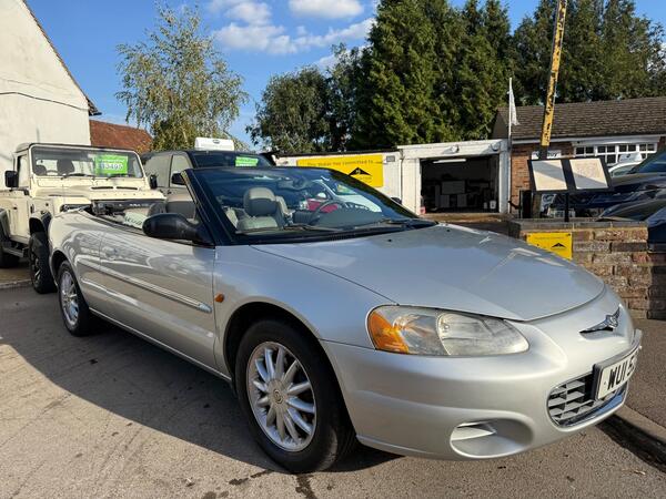 Chrysler Sebring Cabrio 2.7 LX 2dr