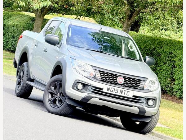 Fiat Fullback 2.4D Cross 4WD Euro 6 4dr