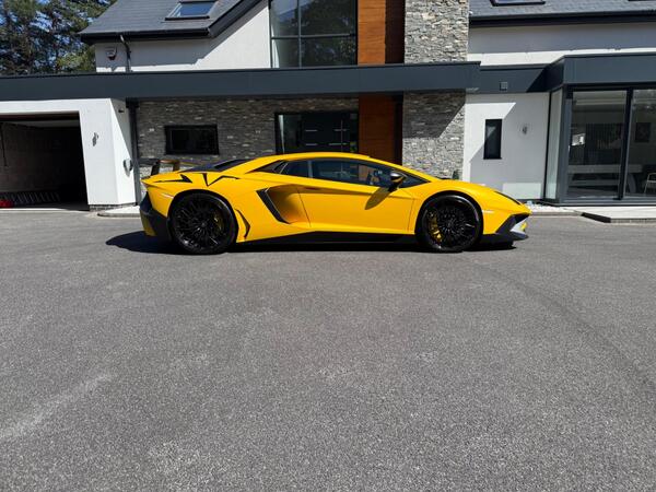 Lamborghini Aventador 6.5 V12 LP 750-4 Superveloce ISR 4WD Euro 6 2dr