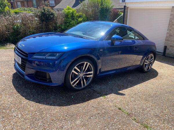 Audi TT 2.0 TFSI S line S Tronic Euro 6 (s/s) 3dr