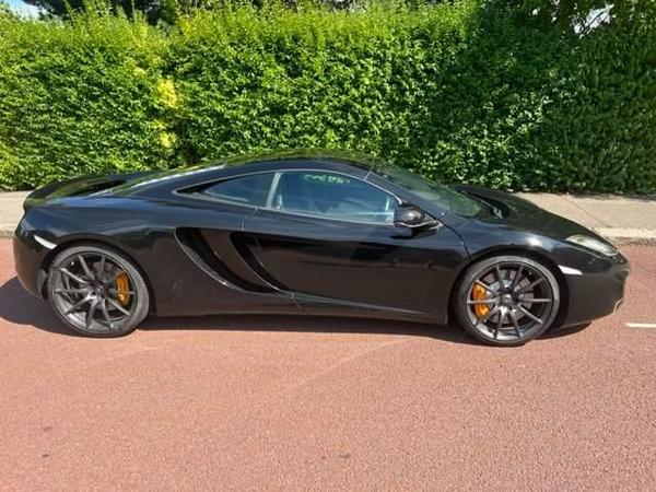 McLaren 12C 3.8T V8 SSG Euro 5 2dr