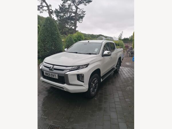 Mitsubishi L200 2.2 DI-D DC Barbarian 4WD Euro 6 (s/s) 4dr