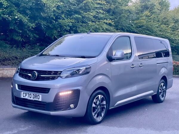 Vauxhall Vivaro Life 2.0 Turbo D Elite L LWB Euro 6 (s/s) 5dr (8 Seat)