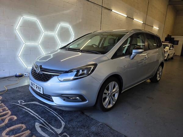 Vauxhall Zafira Tourer 1.4i Turbo SRi Nav Euro 6 5dr