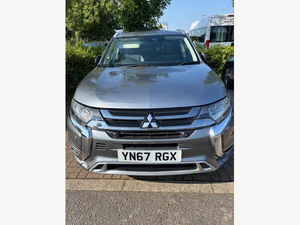 Mitsubishi Outlander 2.0h 12kWh 4hs CVT 4WD Euro 6 (s/s) 5dr