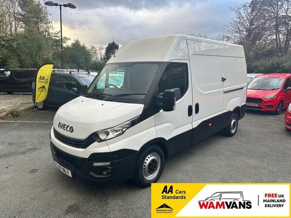 Iveco Daily 2.3 TD 14V 35S 3520 (Business) Panel Van 5dr Diesel Manual L2 H2 (136 bhp)