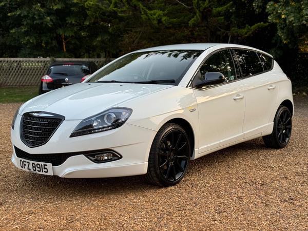 Chrysler Delta 1.6 M-Jet S-Series Euro 5 5dr