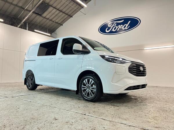 Ford Transit Custom 2.5 320 Duratec 11.8kWh Limited Crew Van 5dr Petrol Plug-in Hybrid Auto Euro 6 (232 ps)